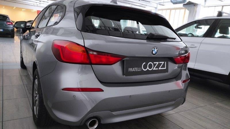 BMW Serie 1       (F40) 116i 5p. Business Advantage - Cozzi