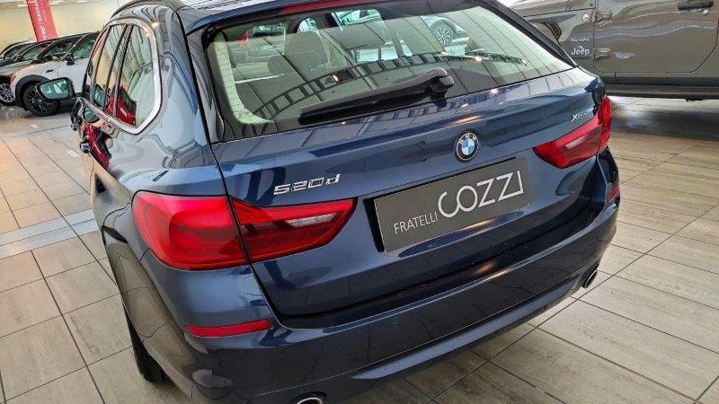 BMW Serie 5(G30/31/F90) 520d xDrive Touring Business - Cozzi