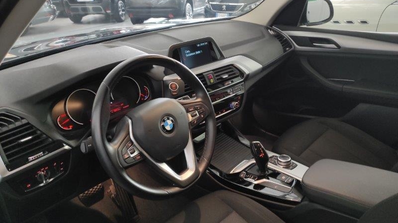 BMW X3        (G01/F97) X3 sDrive18d Business Advantage Aut. - Cozzi