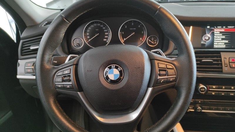 BMW X4            (F26) X4 xDrive20d Business Advantage Aut. - Cozzi