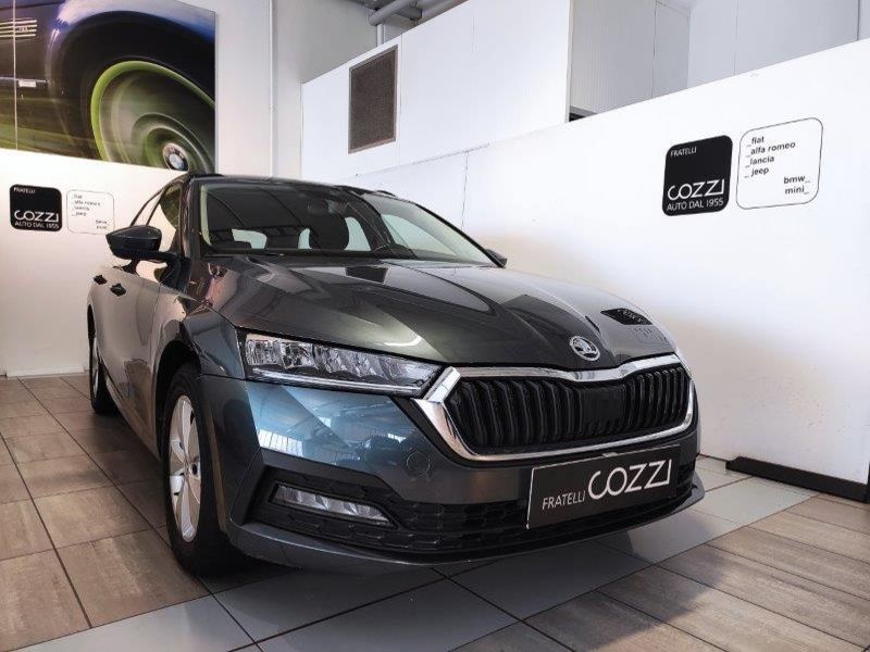 SKODA Octavia 4ª serie Octavia 2.0 TDI EVO SCR DSG Wagon Executive - Cozzi