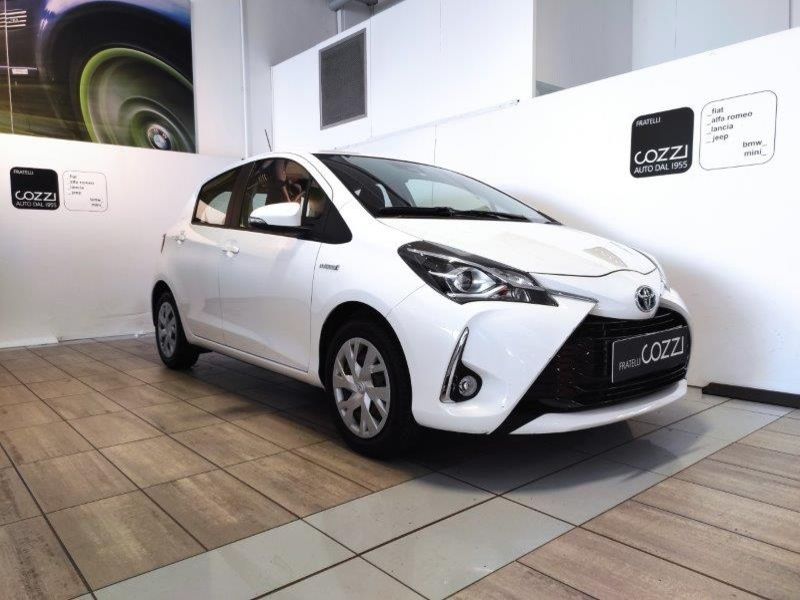 TOYOTA Yaris 3ª serie Yaris 1.5 Hybrid 5 porte Business - Cozzi